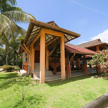 Kesedar Hotel Travel & Tours Sdn Bhd Gua Musang Exterior photo